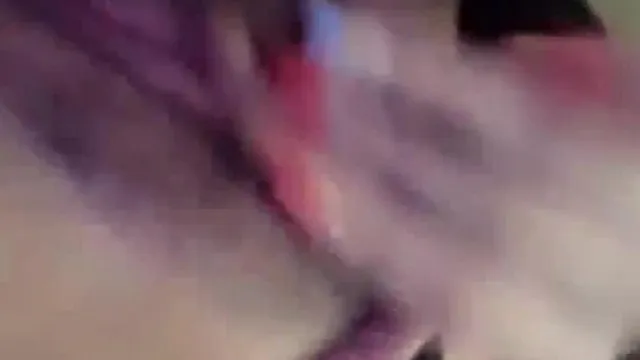 妹妹痒了就想要哥哥的抽插
