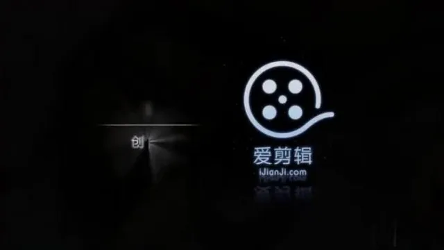 这个穴坏了！妹子吃饭被淫男诱拐...被抓回家扒光衣服骑：水声配闷哼