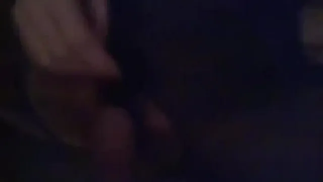Quand je vois Bangbang, mon expression heureuse est inscrite sur mon visage. Elle est seulement au lycée et elle est tellement sexy !