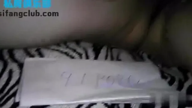 [Местная подборка!] Дорогой и популярной потрясающей стюардессе в последнее время не хватает денег, и ее прошлые классические секс-видео выставлены на продажу 1
