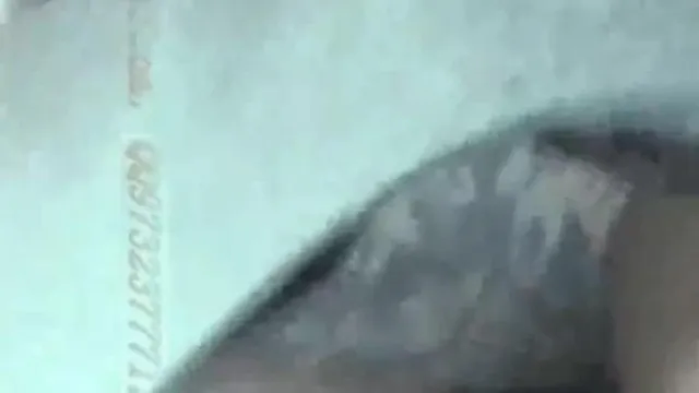 真?偷拍神人!! 有结伴同行的气质美女照样拍! 最棒的时机收录精彩瞬间 1