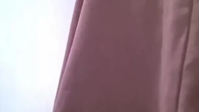 没想到妳棒赛的时候这么正(?? ? ?)?偷拍多位正妹上厕所都在做甚么