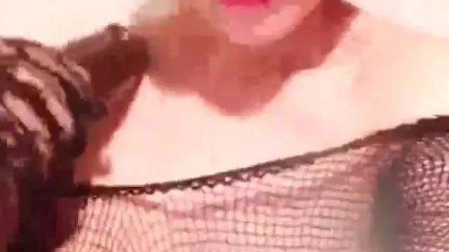 一位骚女私人影片7部流出 (6)