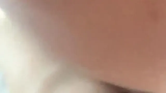 毛毛浓密苗条少妇双人啪啪秀 舔完逼逼抬起腿站立抽插女的一直说骚话 很是诱惑喜欢不要错过