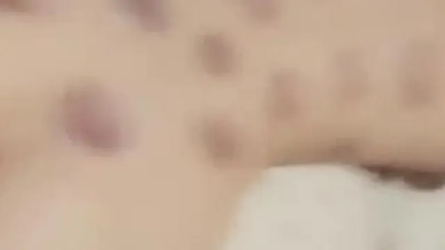 女神級主播擺動身體邊洗邊拍~原來私底下還兼職賣淫~自拍性愛影片流出!!