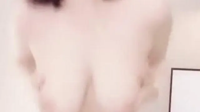 超級氣主播滕井醬下海拍片!!熱舞抖奶就是要讓你抖內多一點!!