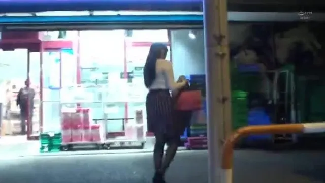 × × × 映像 无差别妇女暴行记録 File.01