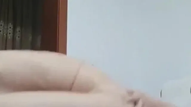 性欲主播灵机一动!!把外送小哥拉下海一起啪啪~原来送个外卖也可以让肉棒爽~