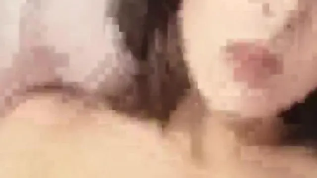 [精选直播!]性感娇妻家里开啪! 越爽抖越快好想报名+1
