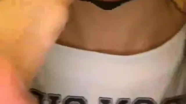 運動風性感主播~床上抽插自慰呻吟~為了抖內不擇手段~~