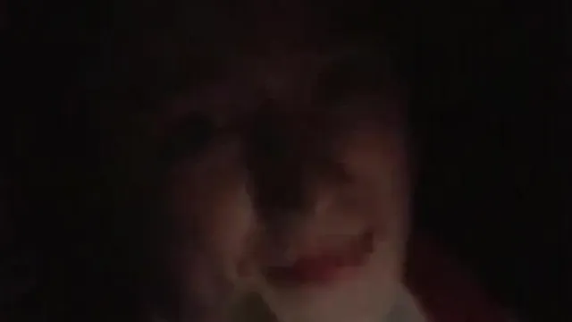 女主播夜店猎男大挑战~看对眼了就到暗巷大战一场~抠逼插穴样样来!!