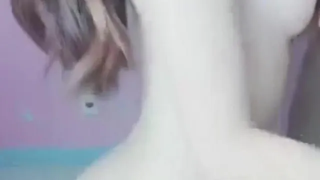 [鹿少女系列] 网红女神自拍A片久违流出!! 黑丝袜制服诱惑~还不快上车!! (24)