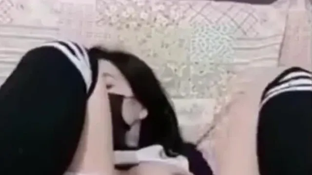 豪乳主播视讯自抠自揉 娇喊：「不行~要高潮了！」
