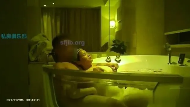 刚离婚D奶小人妻找外头猛男餵饱她 八次高潮不间断 3