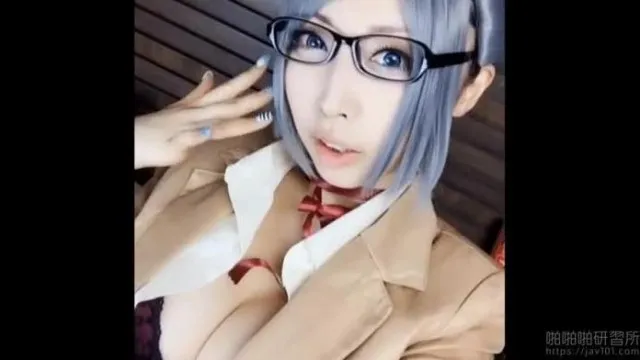 极品爆乳美少女桃色制服诱惑~COSPLAY娘桃色私照~