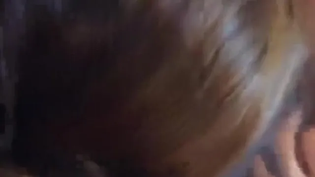 性爱三明治~把女友放在中间~两兄弟一起上!!