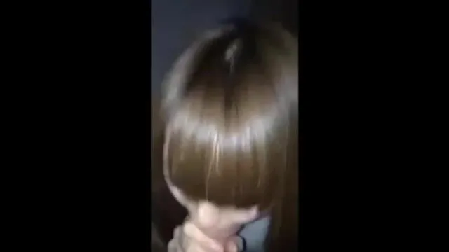 清纯可爱美女酒店伺候男友口交后做爱000206