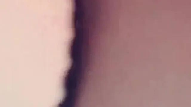 性感大奶网红曼曼和泡友玩SM滴蜡那性感的馒头小逼手指摸几下就出水