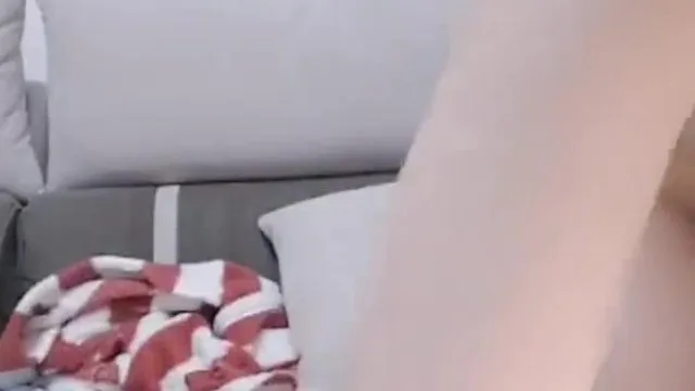 极品女神萝莉菲菲黑丝道具紫薇大秀普通话四a