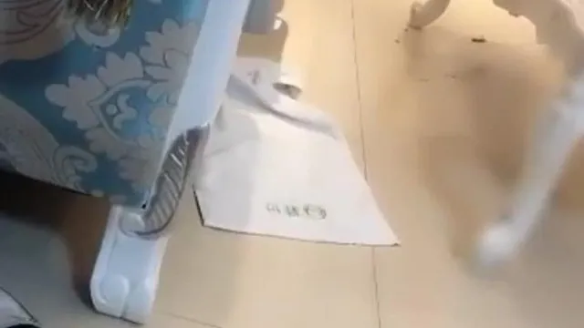 专搞美女主播的猛男上门和刚认识美女直播,刚操妹子就求饶：太大受不了了,我满足不了你