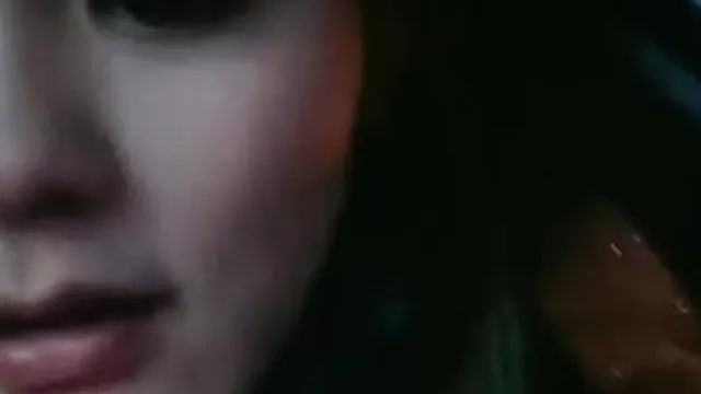 颜值不错妹子夜晚户外秀跳蛋塞逼逼公共厕所拉扯自慰再到车口-交舔JJ很是诱惑喜欢不要错过