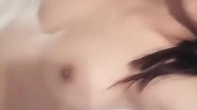 Little Cute Platform (anteriormente Kawaii) Jovem e linda Blueberry Jam 1103 cobra para duas pessoas mostrarem sexo oral apaixonado - a relação sexual é muito tentadora