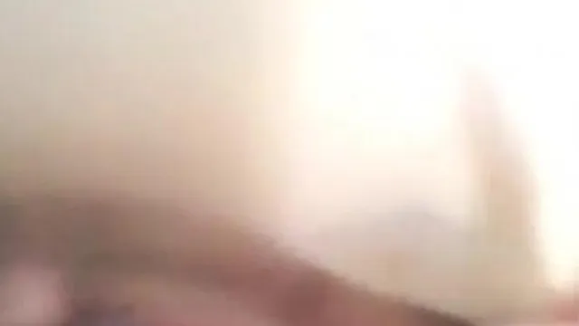 逼逼挺嫩妹子宿舍道具自慰秀全裸跳蛋震动粉逼掰开挺特别高潮出水很是诱惑喜欢不要错过