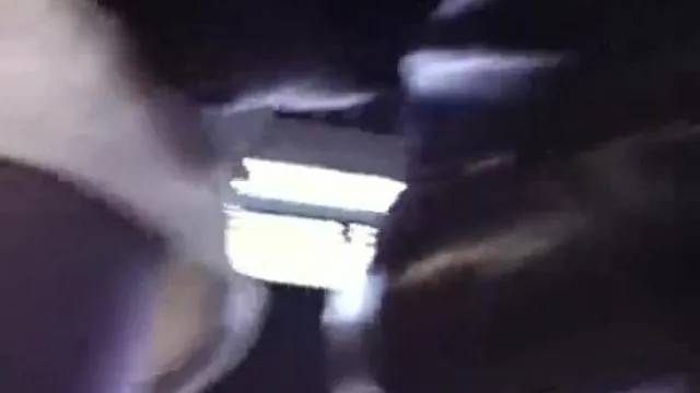 南韩地铁尾随抄底偷拍美腿短裙～38