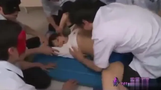 Это ты донес учителю, и я попросил кого-нибудь наказать тебя.