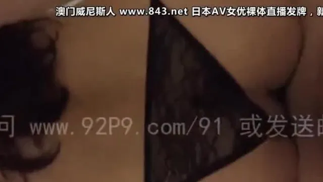 女友发情惹,后入干她呻吟不断阿