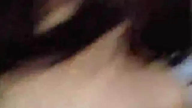 [臉部認正!]紅極一時奶溝妹八卦不知真的假的，反正一定是香的