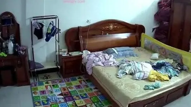你的居家智慧摄影机安全吗?!人妻赶着出门的更衣过程全都露!!
