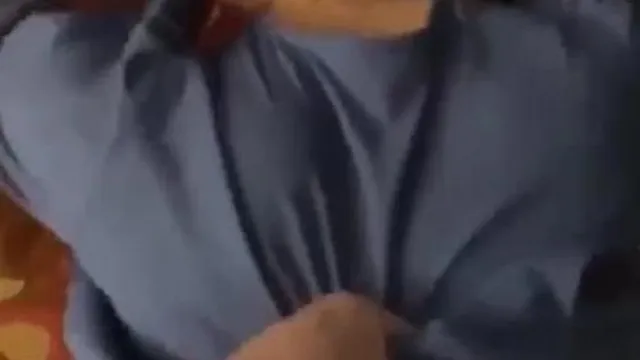 和正妹人妻一起出差~操别人的老婆是不是很爽~