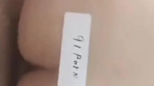 Fóllate a tu dulce esposa en casa.