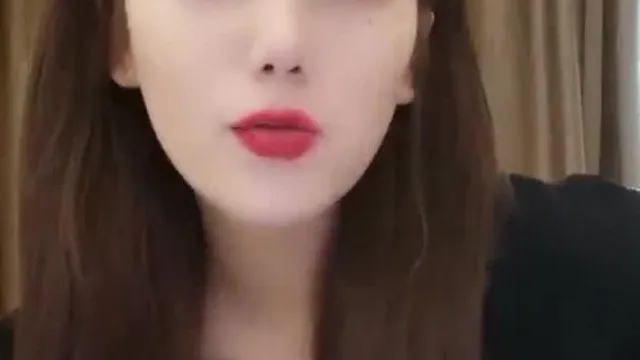 颜值不错御姐美女 激情自慰插穴大秀 十分诱人