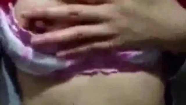 D奶前女友厕所自拍求复合