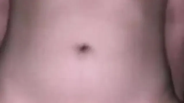 ¿Qué tan bueno es? La esposa de grandes pechos se balanceaba encima ~ Era tan bueno que no podía dejar de ser coqueta y tímida ~