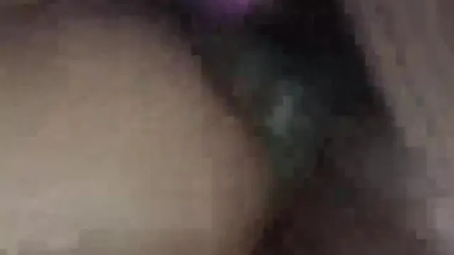 La mejor asistente hermosa se pone ropa sexy.