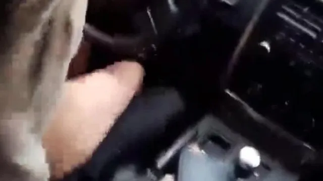 邊開車邊打砲