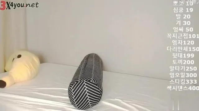 [韩国] 小护士用淫水浇熄你的爱火~