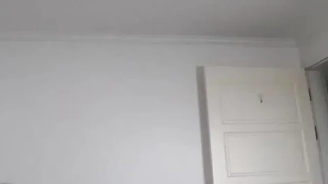 [韩国] 厌世女友不想拍片~还是被男友脱光光!!\r\n