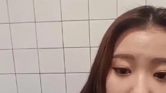 [韩国] 成人视讯直播大秀~奶头还穿环想勾引谁!!