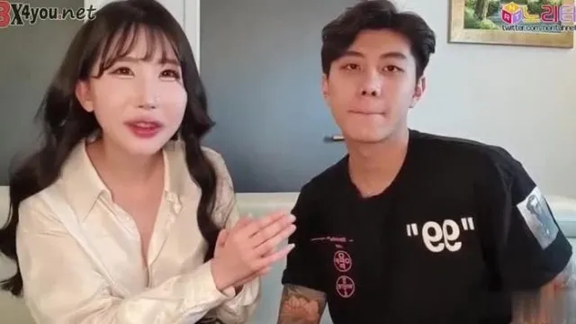 [韩国] 小情侣在线开亲~可是小姐姐最想亲的还是你的肉棒~