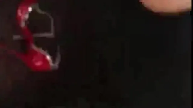 阳光明媚万里无云 约个妹子野外车震