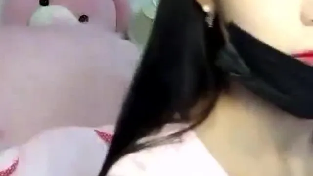 身材苗条美女嫖客乳夹SM绳捆绑诱惑再和炮友啪啪秀口交后入喜欢不错过_