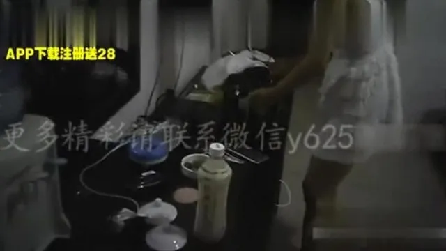 东莞四哥边境县城嫖妓600块双飞两个酒吧妹