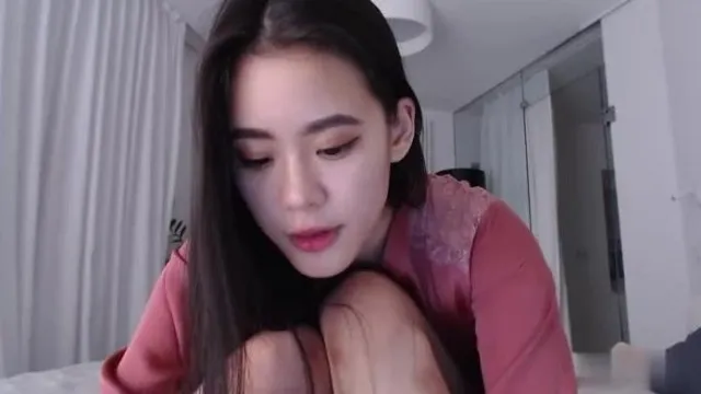 [欧美] Li Chang Show~今天心情好~一直嘟嘟嘴勾引爹爹们~0214-4