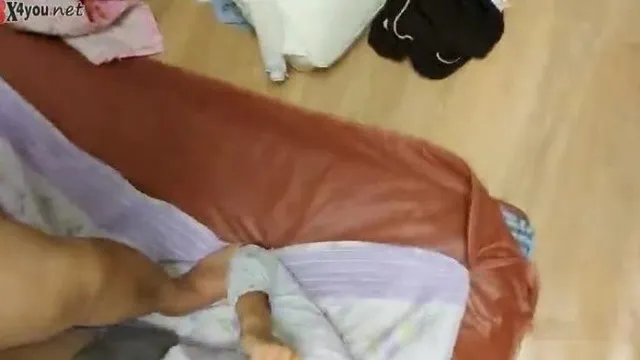 [韩国] 女大生自拍流出!!肉棒插完蜜穴后直接堵住妳的嘴!!