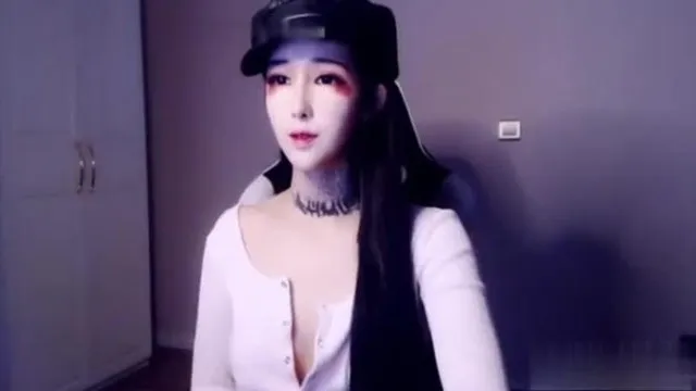 高颜值极品大奶主播DAMI尺度大秀