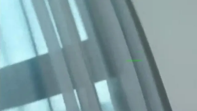 最新流出风吟鸟唱瞅着眼熟忘记叫啥名的嫩模私拍完被摄影师潜规则啪啪啪